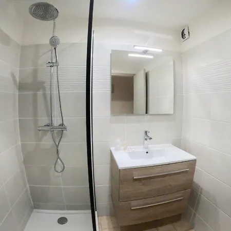 酒店 卡拉迪索酒店和公寓 3*