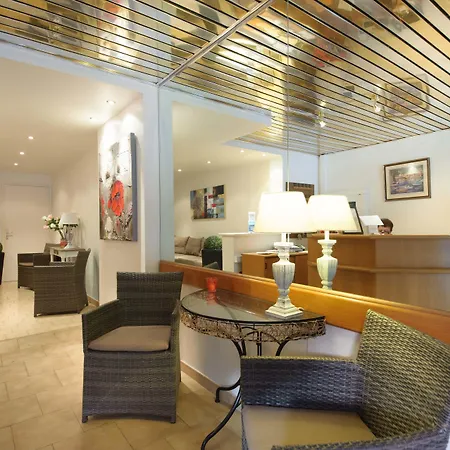 Hotell Et Cala Di Sole 3*