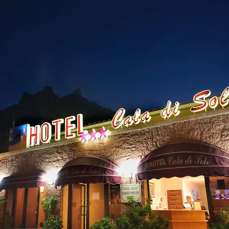 Et Cala Di Sole Hotel