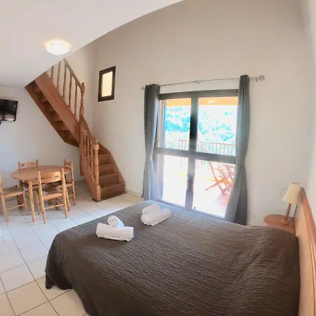 Hotell Et Cala Di Sole